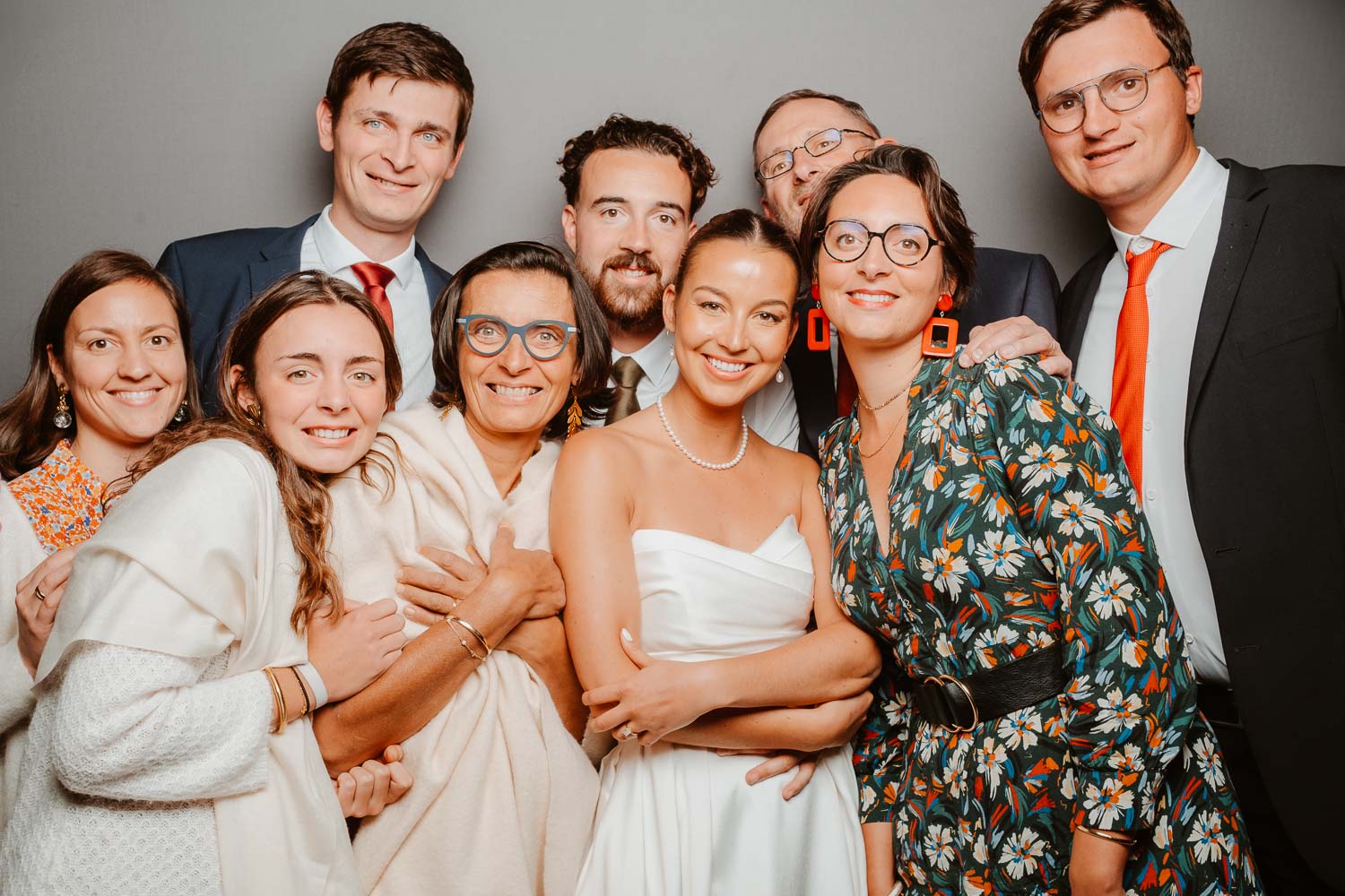 studio photo fun photomaton soirée mariage — Château du Bois Guy à Parigné