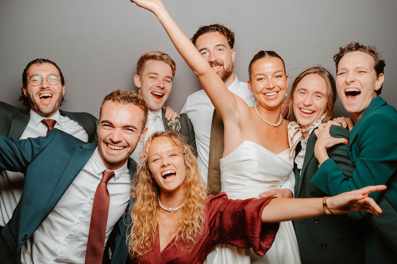 studio photo fun photomaton soirée mariage — Château du Bois Guy à Parigné