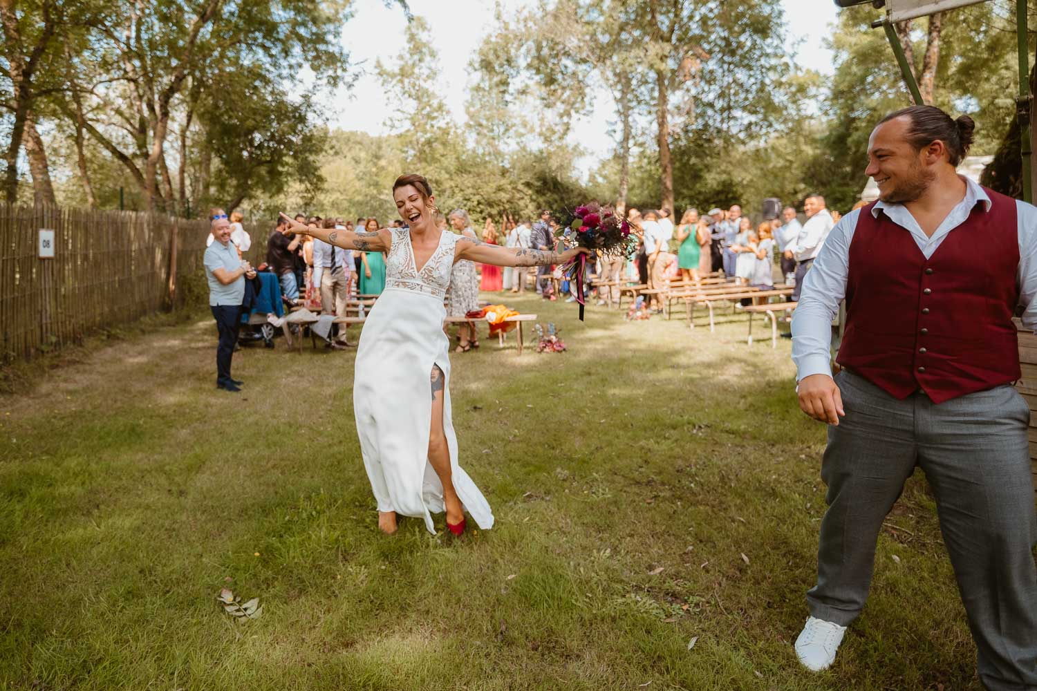 reportage photo mariage lifestyle cérémonie laïque — Rives de Grandlieu - 44