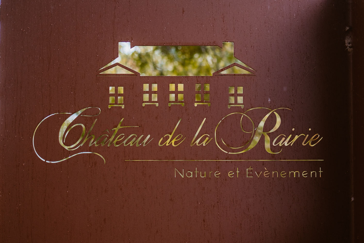 photographe mariage — reportage Château de la Rairie à Pont Saint Martin