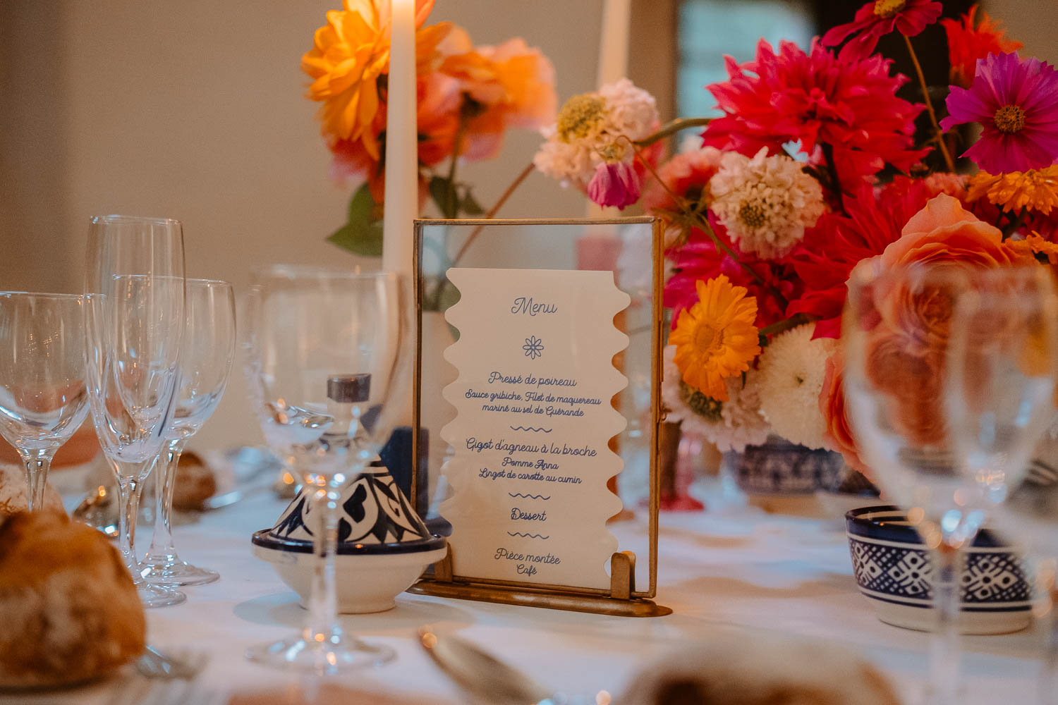 décoration salle tables mariage— Château de la Rairie à Pont Saint Martin