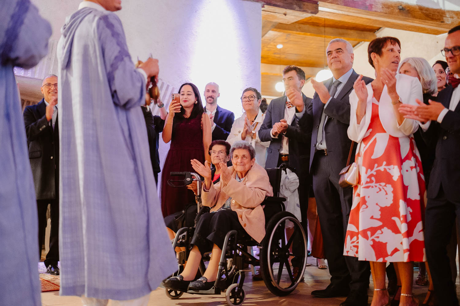 reportage photo lifestyle instants de vie cocktail mariage— Château de la Rairie à Pont Saint Martin